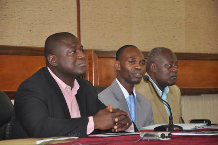 Salon des Sports et Loisirs 2013: TEGLA LOROUPE (Championne du monde d’athlétisme)  pour célébrer l’intégration sociale
